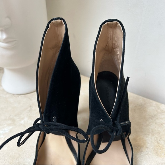 Zara Women size 40 women’s Stiletto pump ankle high black suede pump VGUC - Picture 6 of 11